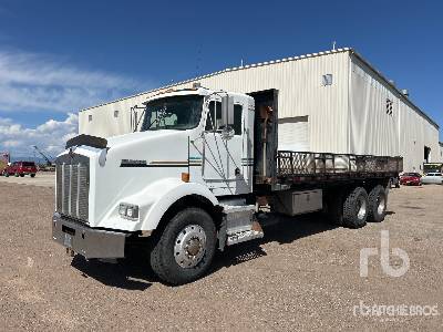 2005 KENWORTH  T800  6x4  Flatbed Dump Truck