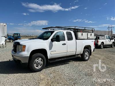 2011 GMC SIERRA 2500HD 4x4 Extended Cab (Inoperable) Pickup 2011 GMC SIERRA 2500HD 4x4 Extended Cab (Inoperable) Pickup