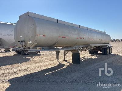 1979 FRUEHAUF  TAG-F2-ESF 9200  9200 gal T/A  Tank Trailer