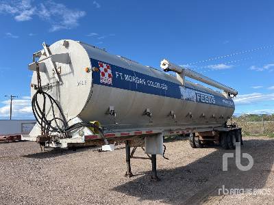 1999 WARREN T/A Feed Wagon 1999 WARREN T/A Feed Wagon