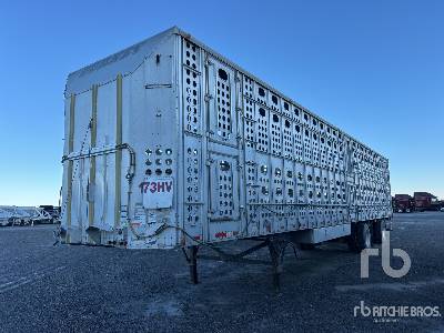 2017 MERRITT 52 ft T/A Spread Axle Stock Trailer 2017 MERRITT 52 ft T/A Spread Axle Stock Trailer