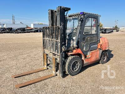 2011 TOYOTA 7FDU35 7000 lb Pneumatic Tire Forklift 2011 TOYOTA 7FDU35 7000 lb Pneumatic Tire Forklift