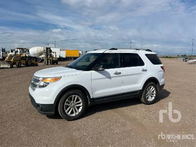 2015 FORD  EXPLORER  XLT 4WD  Sport Utility Vehicle