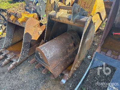 Photo of a  Esco 36 in - Fits Komatsu PC170