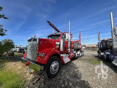 Photo of a 2019 Kenworth W900