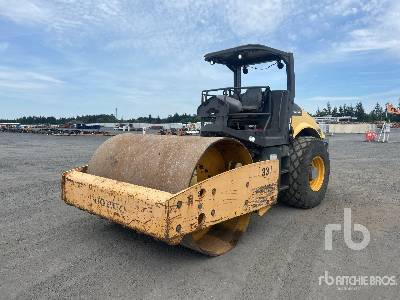 Photo of a 2012 Volvo SD100D