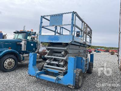 Photo of a 2002 Genie GS-5390