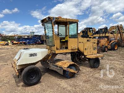 Photo of a 1995 Rosco RB48