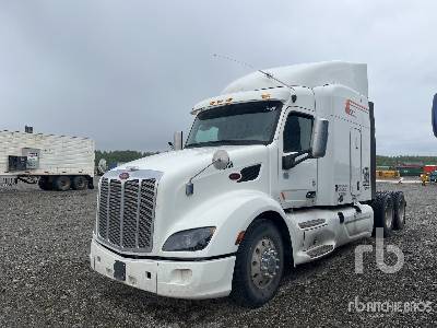 Photo of a 2016 Peterbilt 579