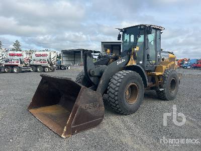Photo of a 2012 John Deere 544K