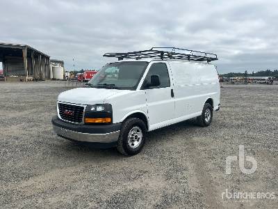 2019 GMC  SAVANA 2500  Van