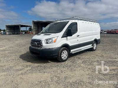 2018 FORD  TRANSIT 250  Van