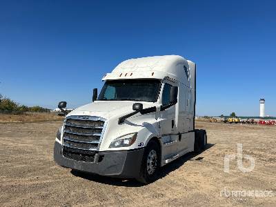 2019 FREIGHTLINER  CASCADIA 126  6x4  Truck Tractor (T/A)