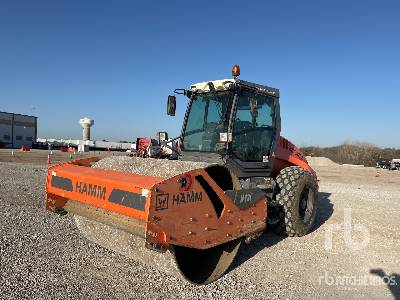 Photo of a 2017 Hamm H12I