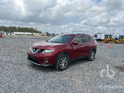 Photo of a 2014 Nissan ROGUE