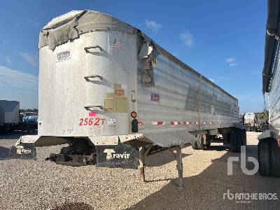 Photo of a 2015 Travis 38 ft T/A Frameless