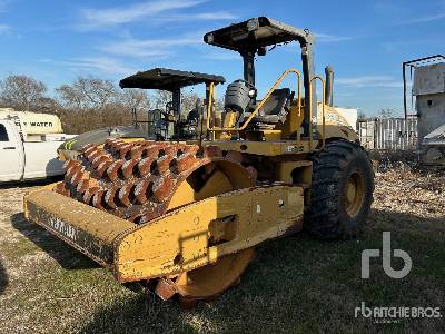 Photo of a 2006 Caterpillar CP-563E