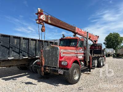 Photo of a 1981 Kenworth W900