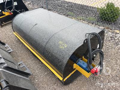 Photo of a 2025 GIYI GY-BS72B