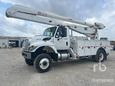 Photo of a 2013 International 7300