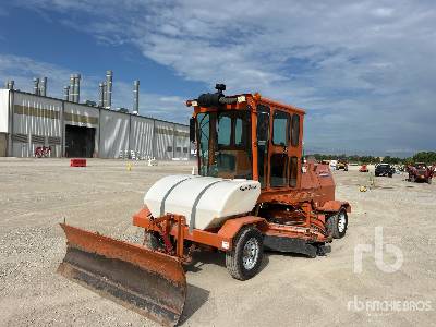 Photo of a 2018 Broce Broom RJT350