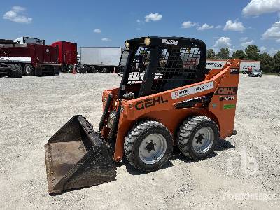 Photo of a 2019 Gehl R105