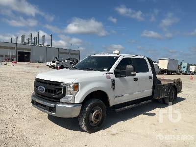 2020 FORD  F-350  XL 4x4 Crew Cab  Flatbed Truck