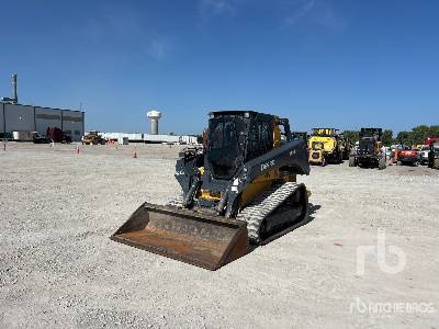 Photo of a 2022 John Deere 333G