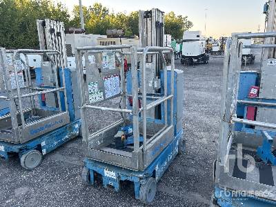 2013 GENIE GR-20 Boom Lift 2013 GENIE GR-20 Boom Lift