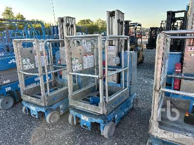 2015 GENIE  GR-20  Boom Lift