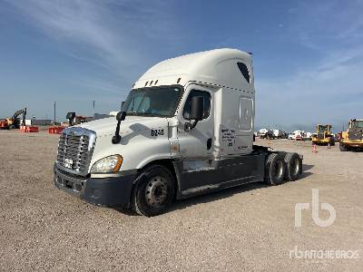 2016 FREIGHTLINER CASCADIA 125 6x4 Truck Tractor (T/A) 2016 FREIGHTLINER CASCADIA 125 6x4 Truck Tractor (T/A)