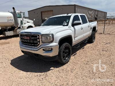 2016 GMC SIERRA 1500 SLE 4x4 Crew Cab Pickup 2016 GMC SIERRA 1500 SLE 4x4 Crew Cab Pickup