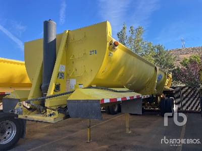 2007 RANCO 32 ft T/A End Dump Trailer 2007 RANCO 32 ft T/A End Dump Trailer