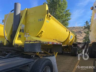 2004 RANCO End Dump Trailer 2004 RANCO End Dump Trailer