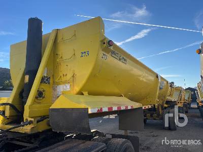 2007 RANCO 32 ft T/A End Dump Trailer 2007 RANCO 32 ft T/A End Dump Trailer