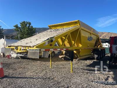 2007 RANCO  Tri/A Lead  Bottom Dump Trailer