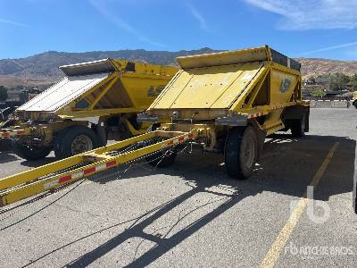 2006 RANCO 14 ft T/A Turntable Pup Bottom Dump Trailer 2006 RANCO 14 ft T/A Turntable Pup Bottom Dump Trailer