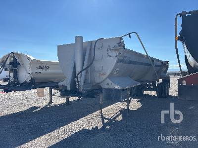 1996 RANCO ANVIL 31 ft T/A End Dump Trailer 1996 RANCO ANVIL 31 ft T/A End Dump Trailer