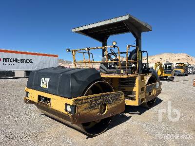 2004 CAT CB-634D Tandem Roller 2004 CAT CB-634D Tandem Roller