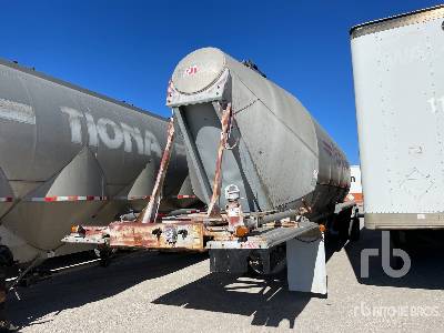 Photo of a 1986 Fruehauf 1525 cft T/A