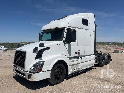 2016 VOLVO  VNL670  6x4  Truck Tractor (T/A)