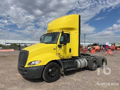 2020 INTERNATIONAL  RH613  6x4  Truck Tractor (T/A)