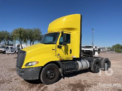 2020 INTERNATIONAL  RH613  6x4  Truck Tractor (T/A)