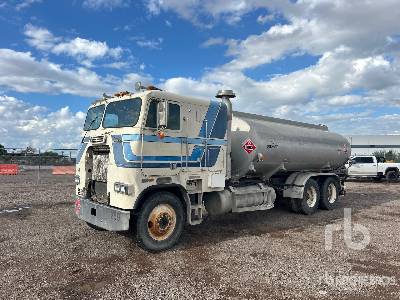 1985 Freightliner FLT6364T