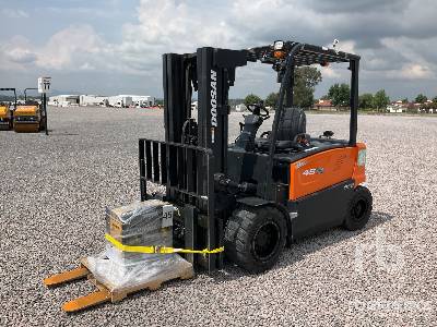 2020 DOOSAN  B45X-7  9200 lb Montacargas Electrico /  Electric Forklift