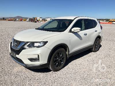 Photo of a 2021 Nissan X-TRAIL