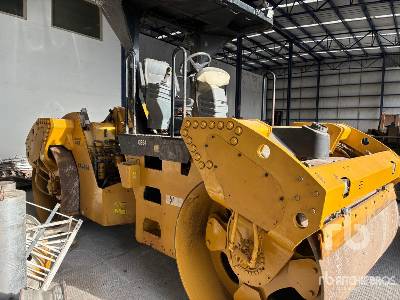 Photo of a 2011 Caterpillar CB64