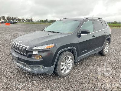 Photo of a 2014 Jeep CHEROKEE