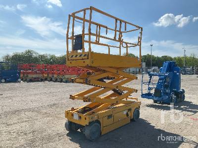 Photo of a 2015 Haulotte COMPACT 8