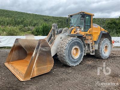 Photo of a 2015 Volvo L220H